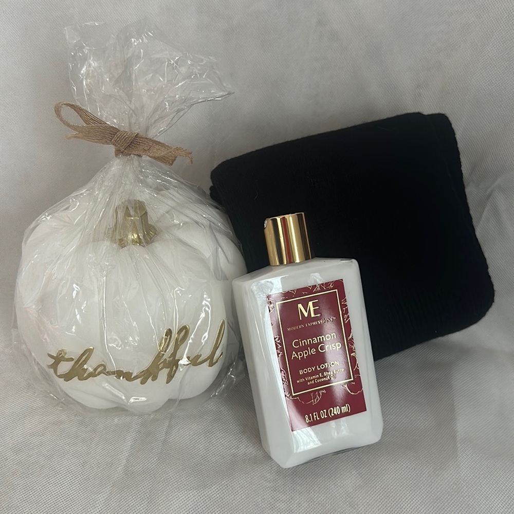 Gift set scarf candle body lotion ,all gift wrapped birthday welcome ready gift